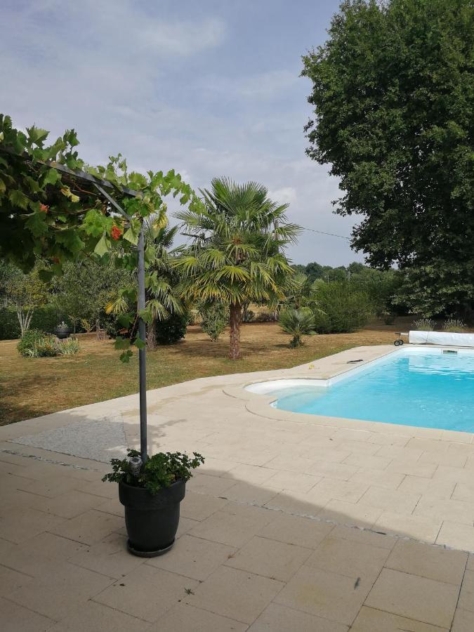 Lucbardez-et-Bargues Au Doux Repos B&B 외부 사진