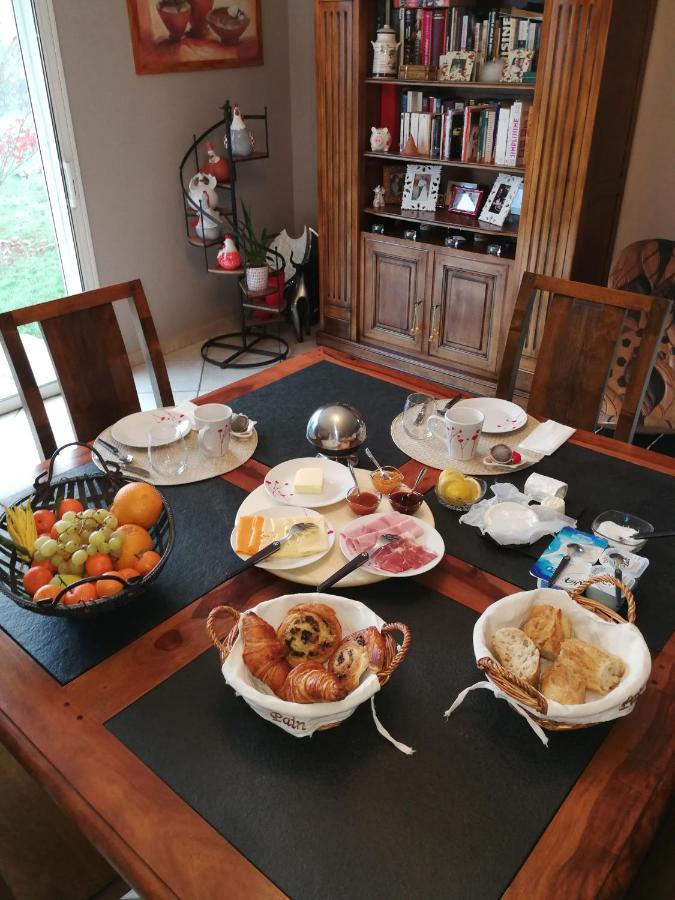Lucbardez-et-Bargues Au Doux Repos B&B 외부 사진