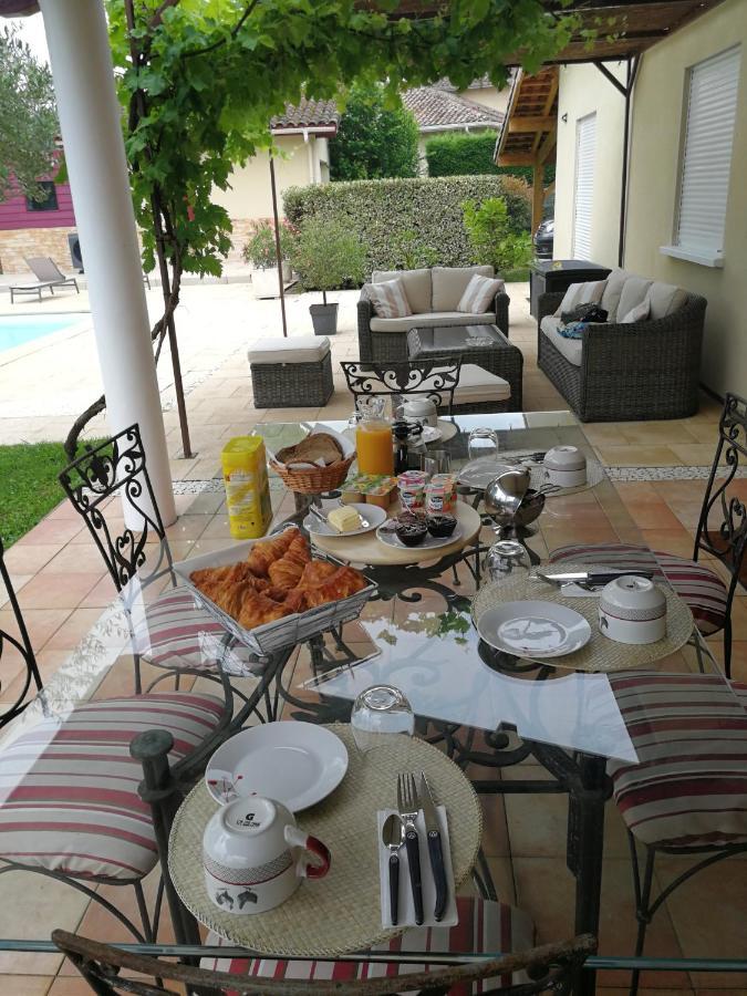 Lucbardez-et-Bargues Au Doux Repos B&B 외부 사진